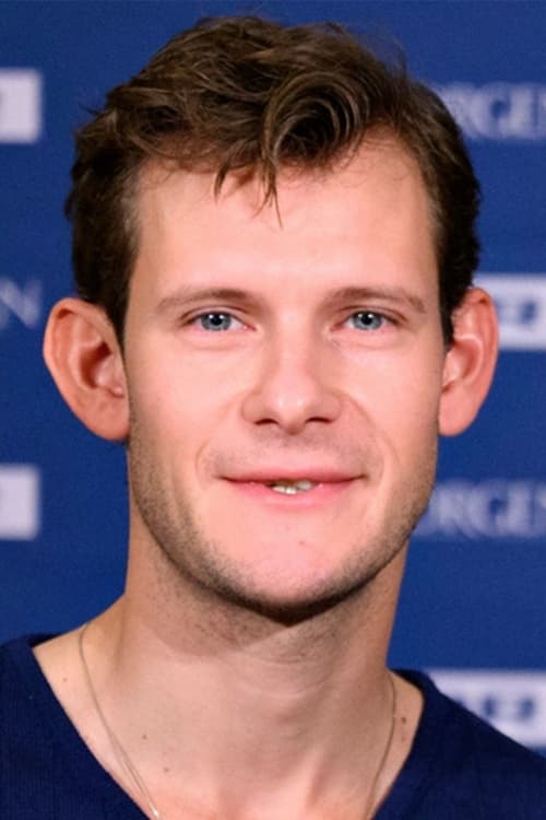 Porträt von Simon Bennebjerg