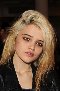 Porträt von Sky Ferreira