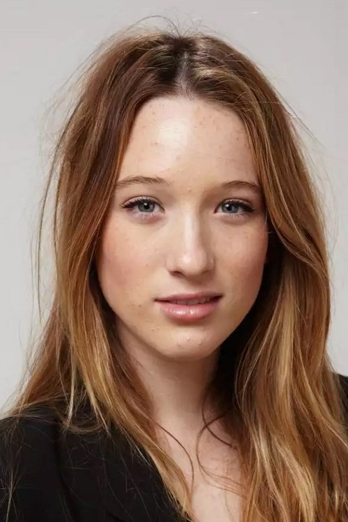 Porträt von Sophie Lowe