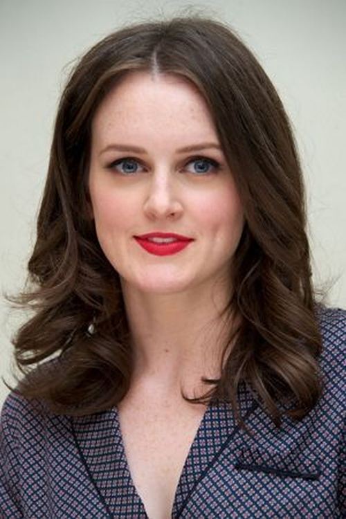 Porträt von Sophie McShera