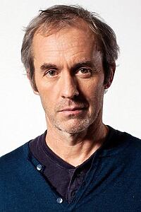 Porträt von Stephen Dillane