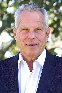 Porträt von Steve Tisch