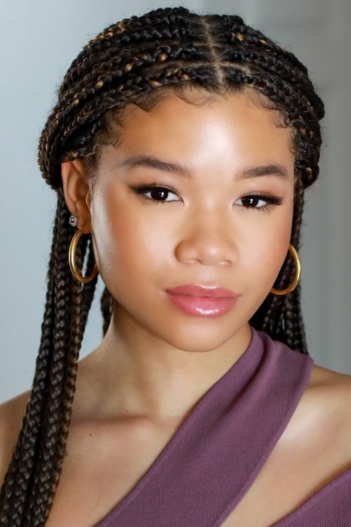 Porträt von Storm Reid