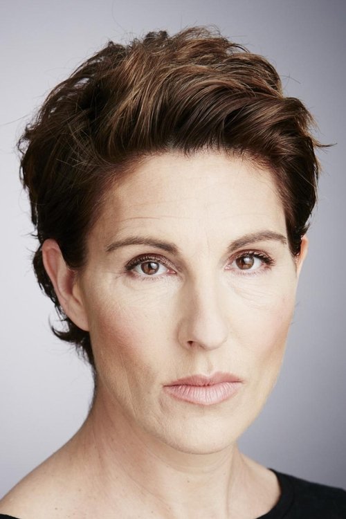 Porträt von Tamsin Greig