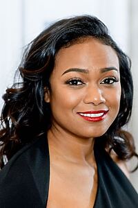 Porträt von Tatyana Ali