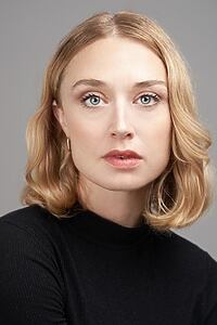 Porträt von Tess Degenstein