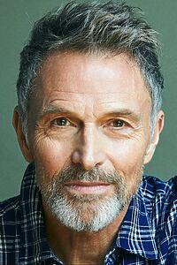 Porträt von Tim Daly