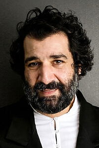 Porträt von Tino Karam