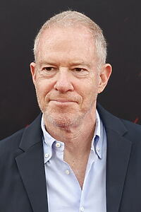 Porträt von Toby Emmerich
