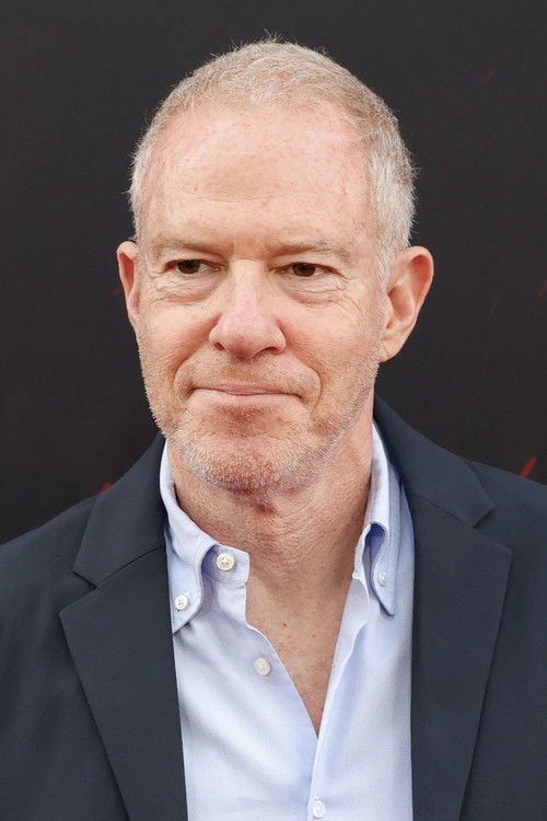 Porträt von Toby Emmerich