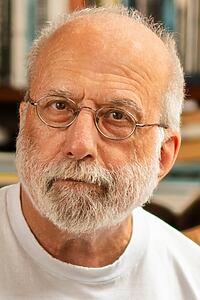 Porträt von Tom Fontana