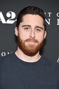 Porträt von Trey Edward Shults