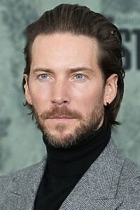 Porträt von Troy Baker
