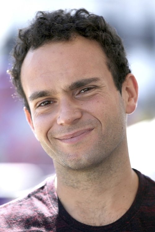 Porträt von Troy Gentile