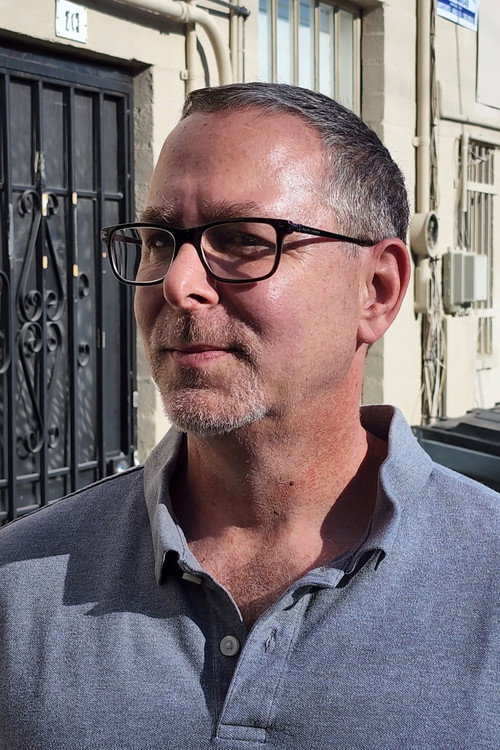 Porträt von Warren Zide