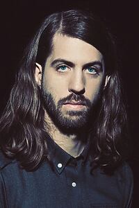 Porträt von Wayne Sermon
