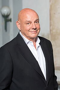 Porträt von Wolfgang Böck