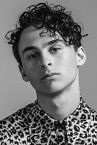 Porträt von Wyatt Oleff