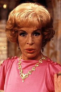 Porträt von Yootha Joyce