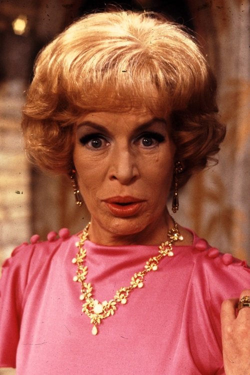 Porträt von Yootha Joyce