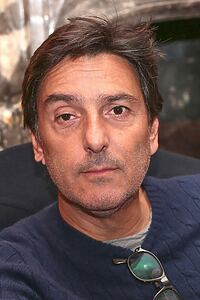 Porträt von Yvan Attal