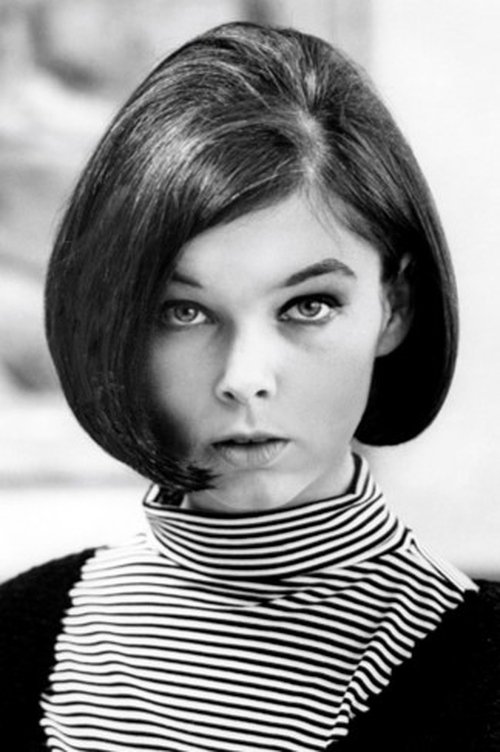 Porträt von Yvonne Craig