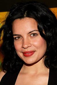 Porträt von Zuleikha Robinson