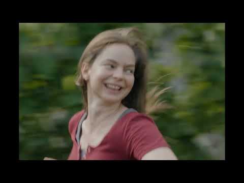 Trailer-Vorschaubild zu Little Trouble Girls