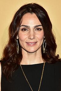 Porträt von Annie Parisse