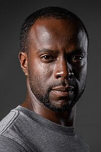 Porträt von Anthony Oseyemi