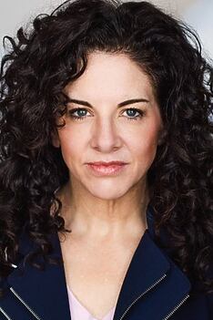 Porträt von April Dean West