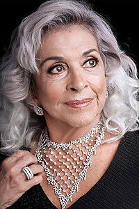 Porträt von Betty Faria