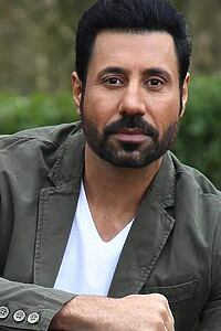 Porträt von Binnu Dhillon