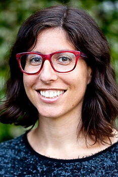 Porträt von Carly Mensch