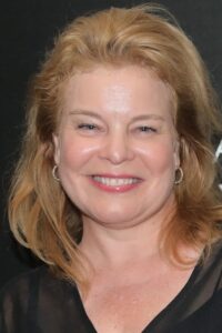 Porträt von Catherine Curtin