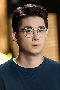 Porträt von Cho Hyun-chul