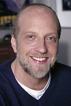 Porträt von Chris Elliott