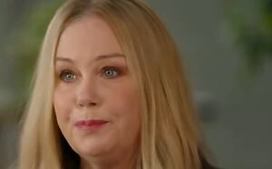 Beitragsbild zu Sorge um Christina Applegate: Freunde blicken mit Angst auf ihren Gesundheitszustand