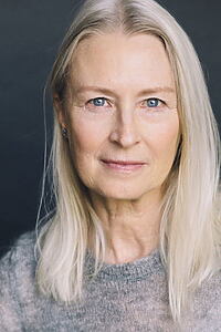 Porträt von Christine Kellogg-Darrin