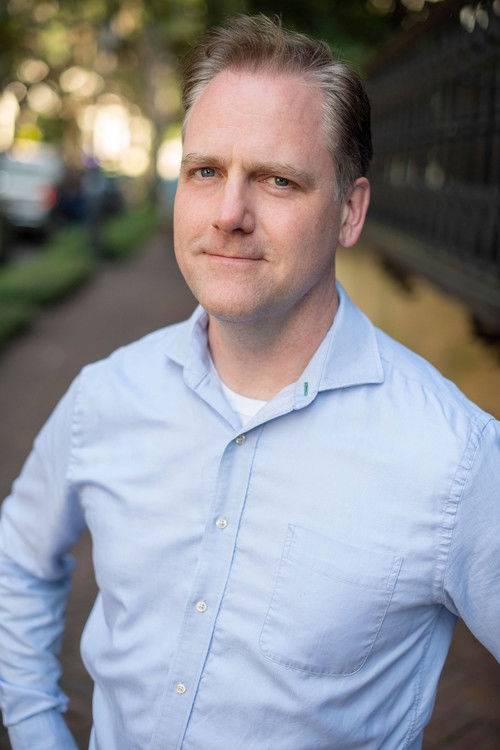 Porträt von Christopher Bass