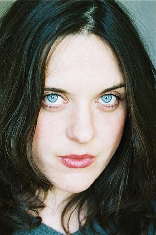 Porträt von Claire Dumas