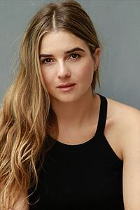 Porträt von Claudia Bacos