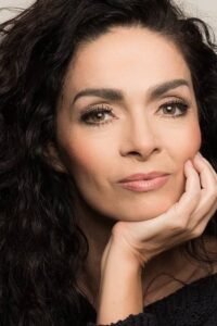 Porträt von Claudia Ohana