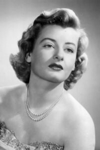 Porträt von Constance Ford