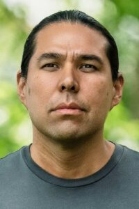 Porträt von Dallas Goldtooth