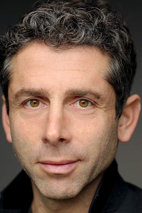 Porträt von Elliot Levey