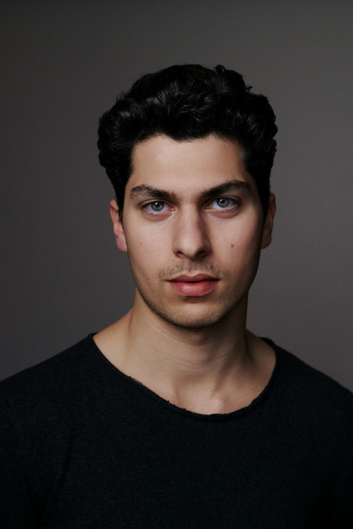 Porträt von Eren Kavukoglu