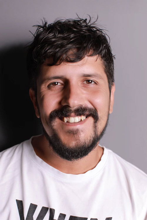 Porträt von Eser Ağçalı