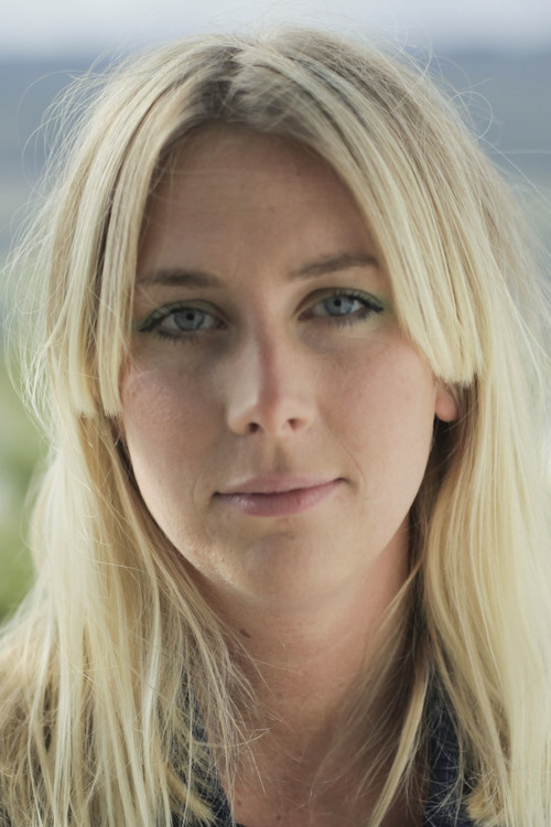 Porträt von Julia Lindström