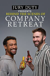 Serienplakat zu Jury Duty präsentiert: Hinter den Kulissen von Company Retreat